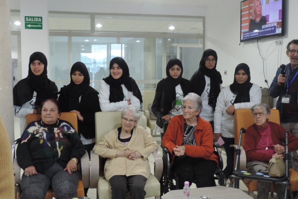 El centro Al Idrissi visita la Residencia Gerón