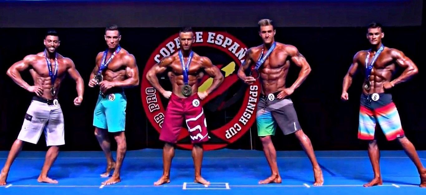 El ceutí Mariano Catarecha, segundo por la derecha, consigue dos bronces en el Campeonato de España de Fitness