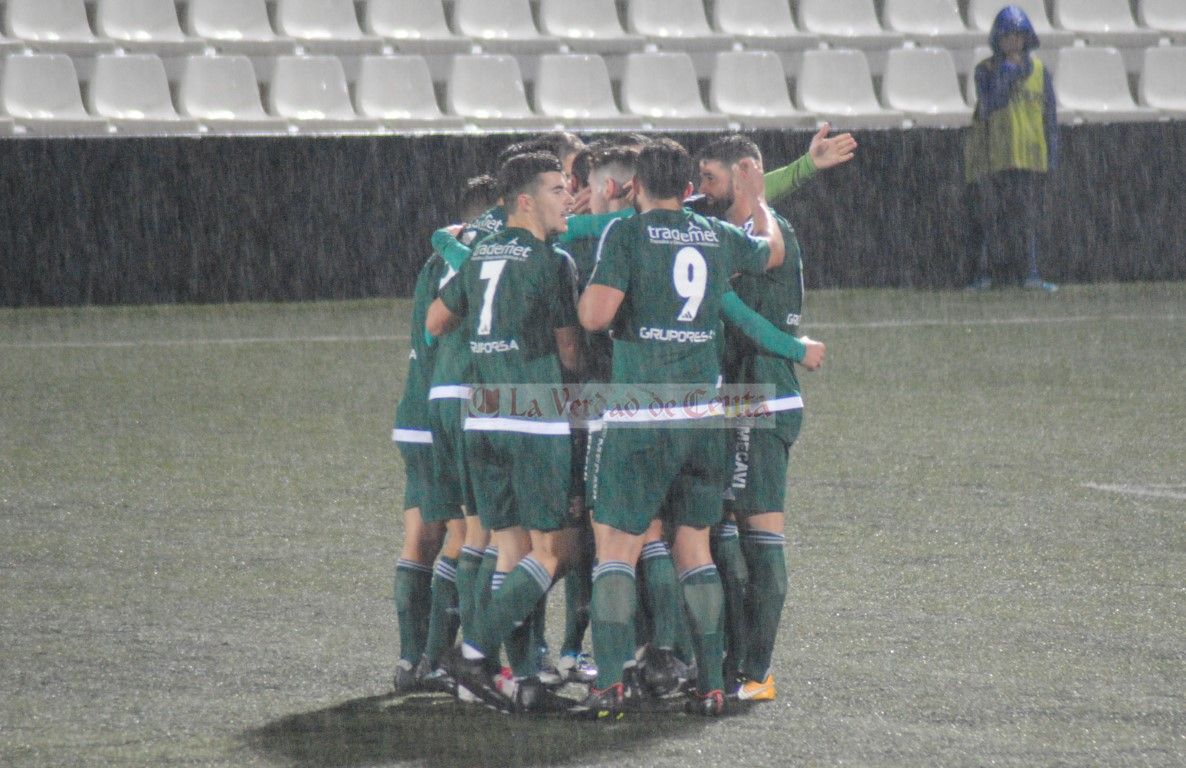 El Espeleño sorprende y derrota a un Ceuta sin intensidad