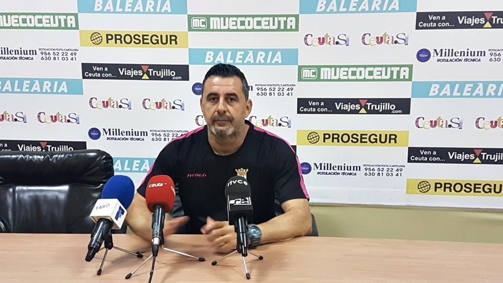 Juan Ramón: “La eliminatoria va a ser difícil para los dos equipos”.