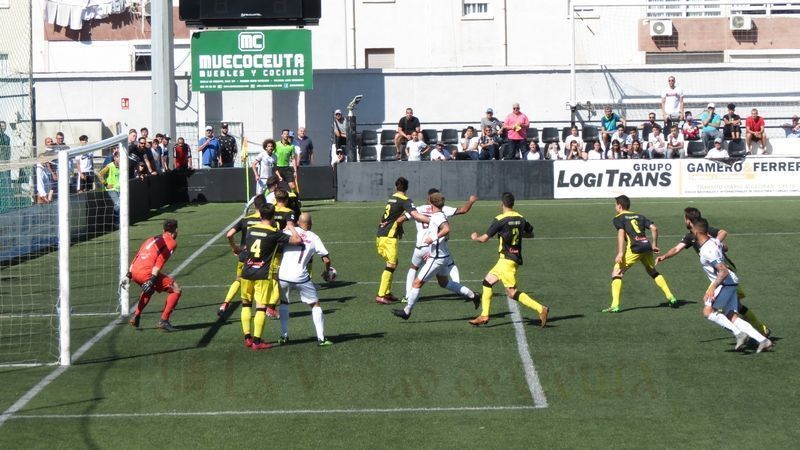 La AD Ceuta empata frente al Prat y cae eliminado de la fase de ascenso.