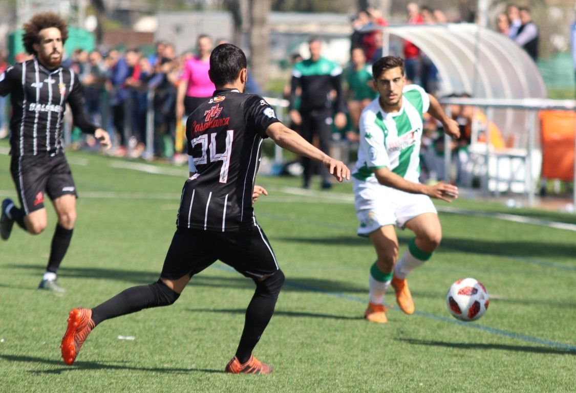 La AD Ceuta empata ante el Córdoba B un partido que perdía dos a cero