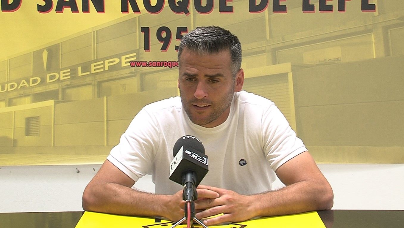entrenador Lepe