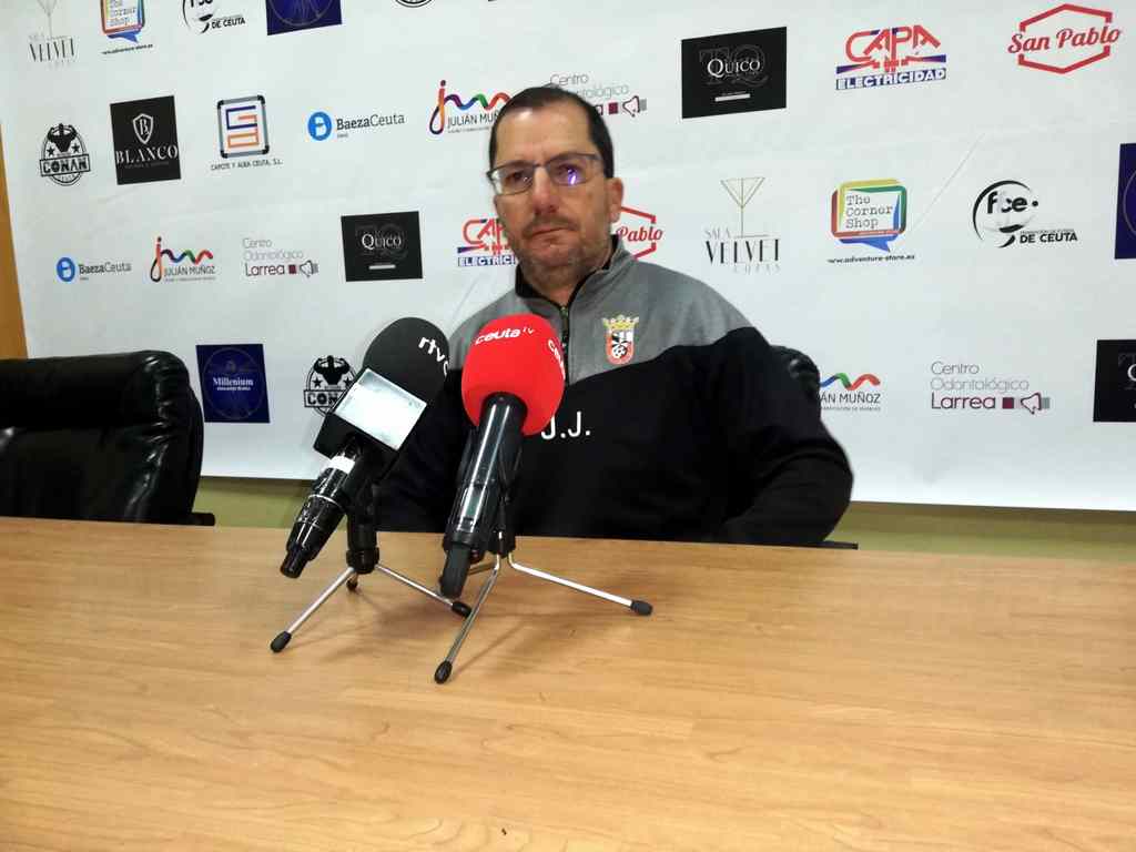 José Juan Romero: “El árbitro del partido frente al Xerez DFC nos ha hecho mucho daño”