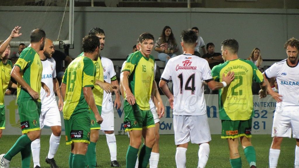La AD Ceuta quiere seguir en puestos de play-off a costa de Los Barrios