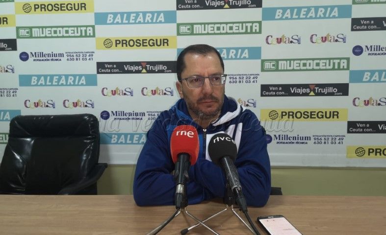 José Juan Romero: “Nunca me habían expulsado a tres jugadores tan fácil”