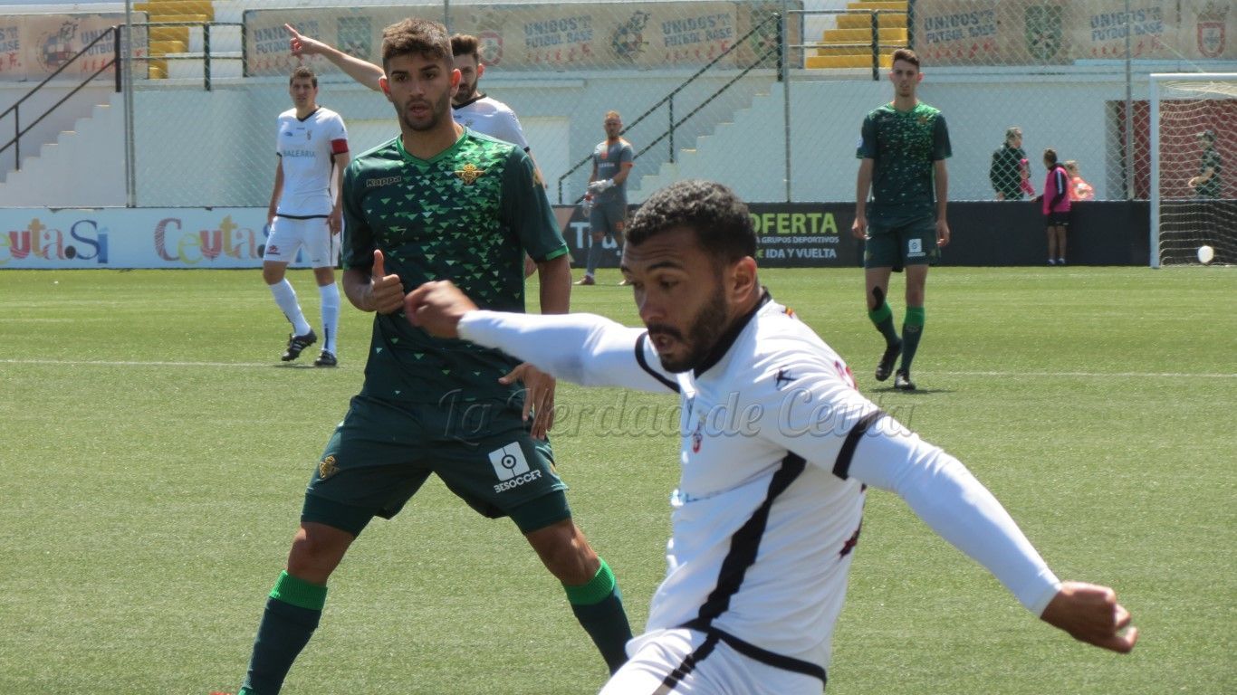 Jalid se lesiona en el último entrenamiento del año y sufre rotura de peroné