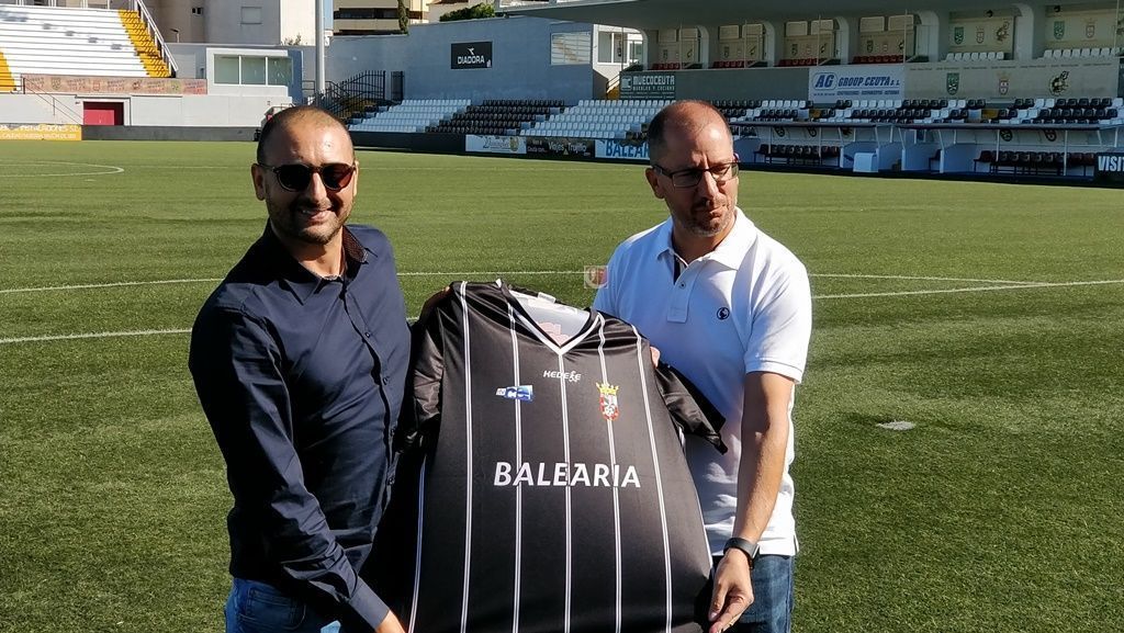 Luhay, Presidente de la A.D. Ceuta junto al nuevo entrenador José Juan Romero luhay jose juan romero