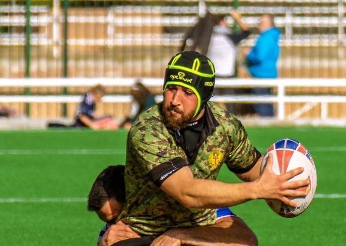 El jugador Gavira Reina juega con la Selección Española Militar de Rugby