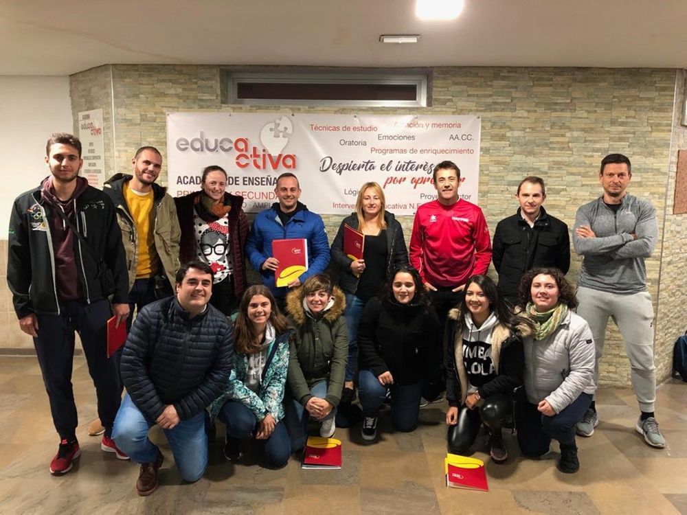 La Federación de Tenis ha ofrecido un curso de ‘Juez de Silla y Línea’.
