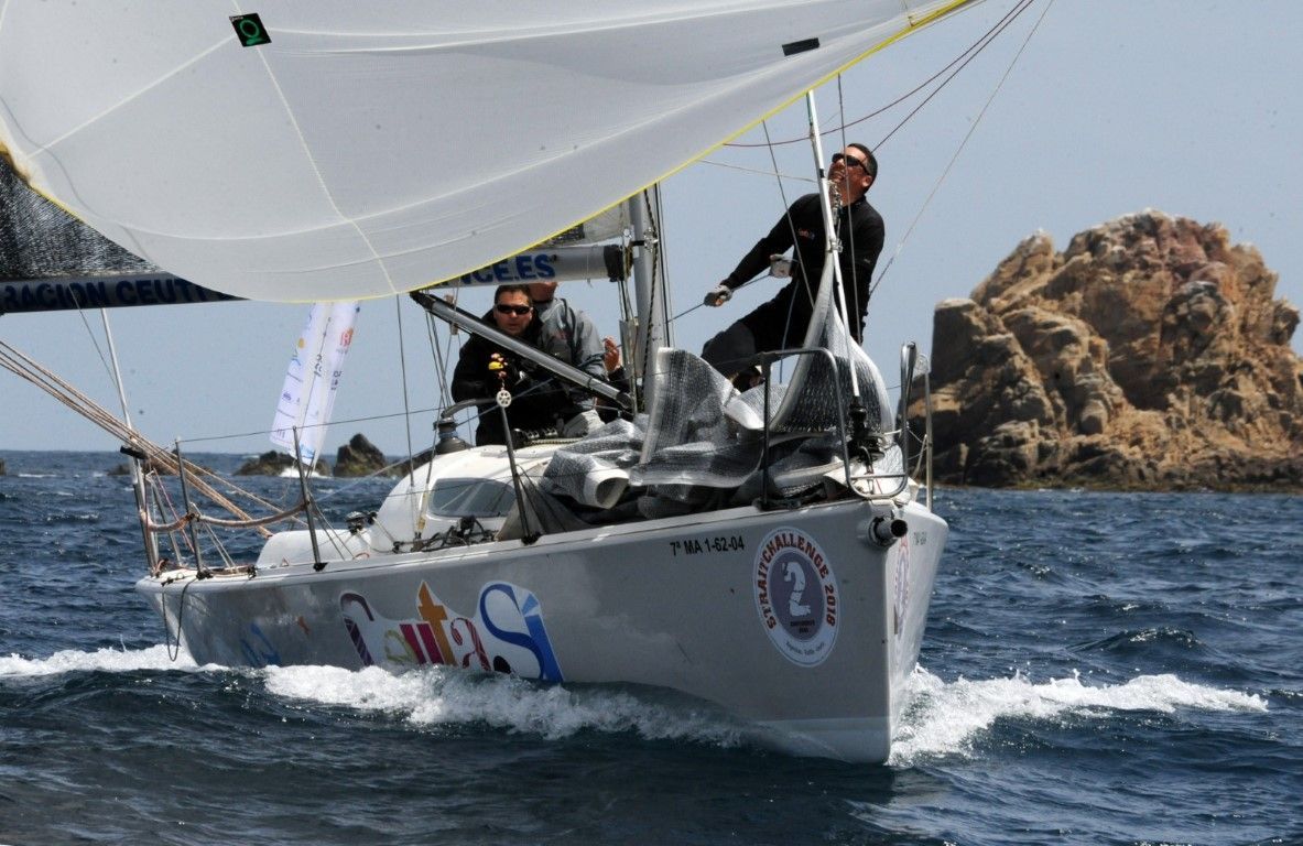 El ‘Ceuta Sí’ renueva título en la Straitchallenge
