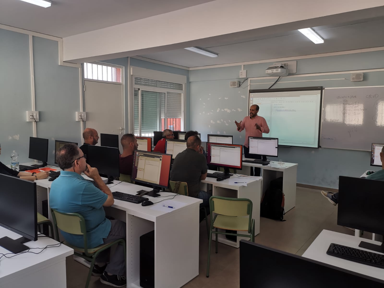Se pone en marcha el curso “Programación Orientada a Objetos y patrón MVC en Java”