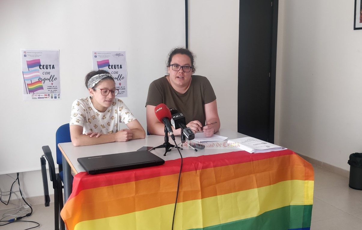 El Consejo de la Juventud se reúne con las consejeras Deu y Miranda