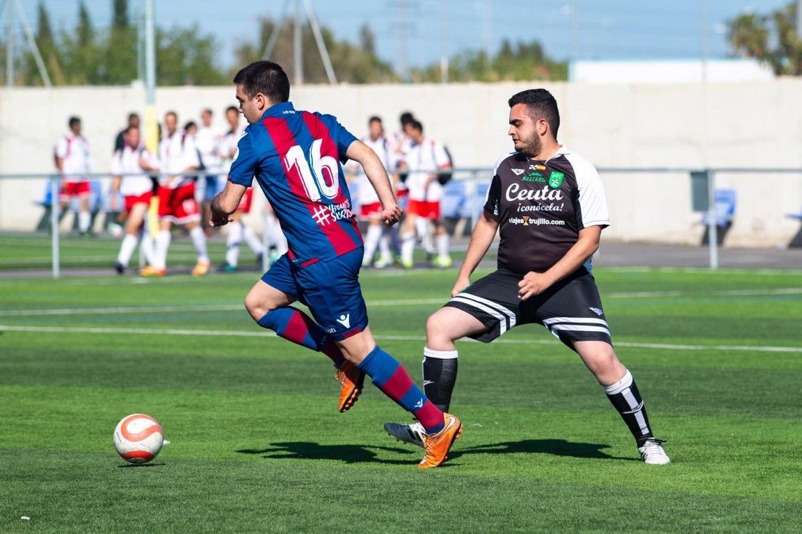 Plena Inclusión Ceuta comienza el IX Campeonato Nacional de Fútbol 7 Unificado con dos victorias