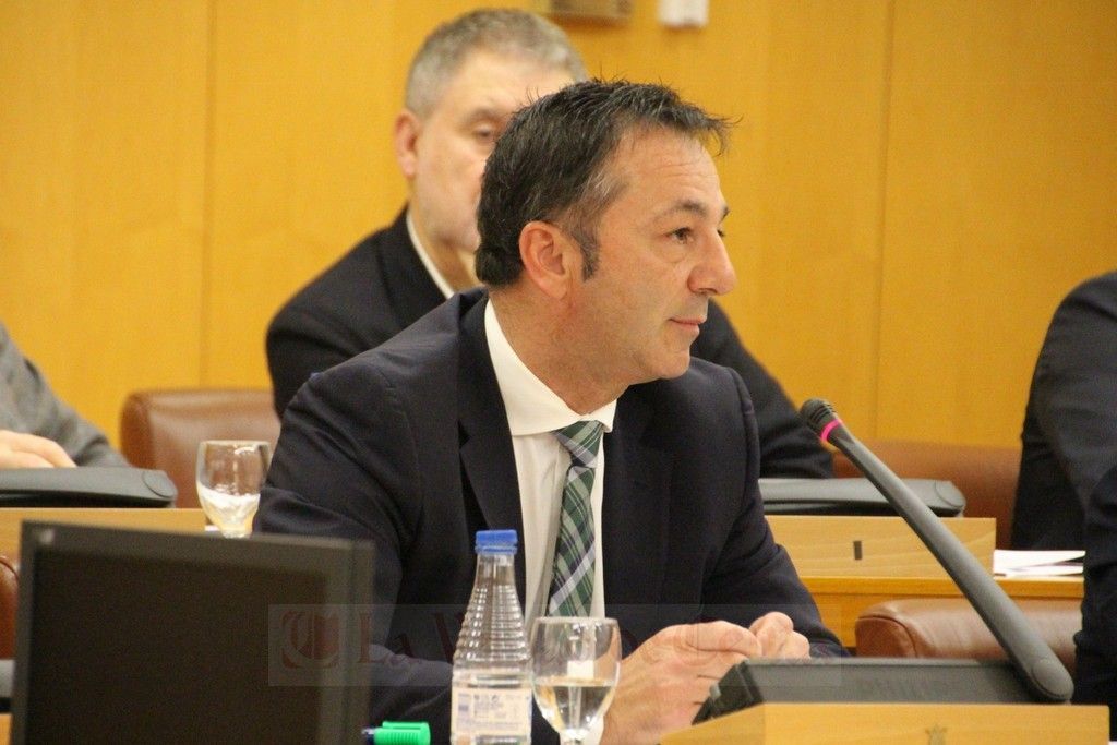 El PSOE exige a Vivas que revoque el nombramiento Fernando Ramos