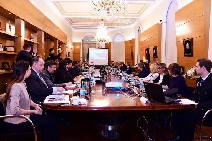 La Policía Nacional se reúne con diplomáticos de 20 países para impulsar el Plan Turismo Seguro