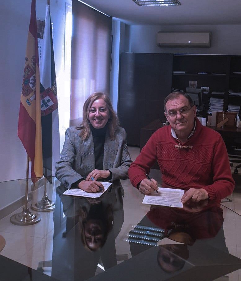 La Ciudad renueva el convenio con Cáritas para atender las necesidades de más de 800 familias