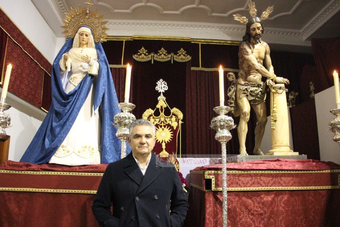 Entrega de las guardas para el pregón de la Semana Santa 2019 a Juan F. Bautista: "Para mí ha sido un orgullo muy grande"