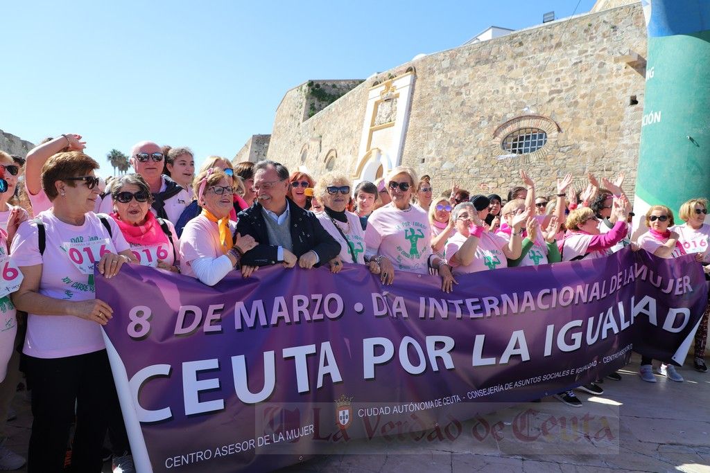 La XIV Carrera de la Mujer se vuelve a dar un baño de multitudes