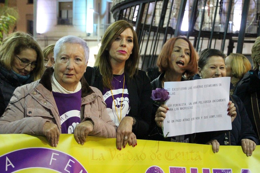La Plataforma Feminista denuncia el último caso de acoso a una menor en la playa de la Ribera