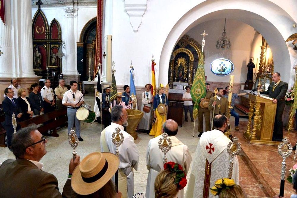 La hermandad del Rocío inicia el camino hacia Almonte.