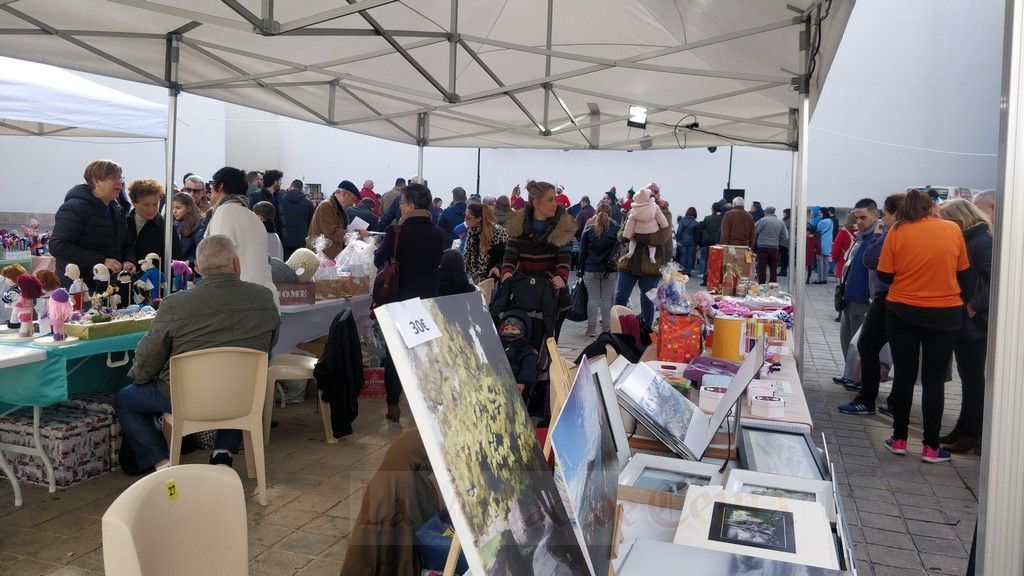El domingo se celebra una nueva edición del Mercado Artesanal
