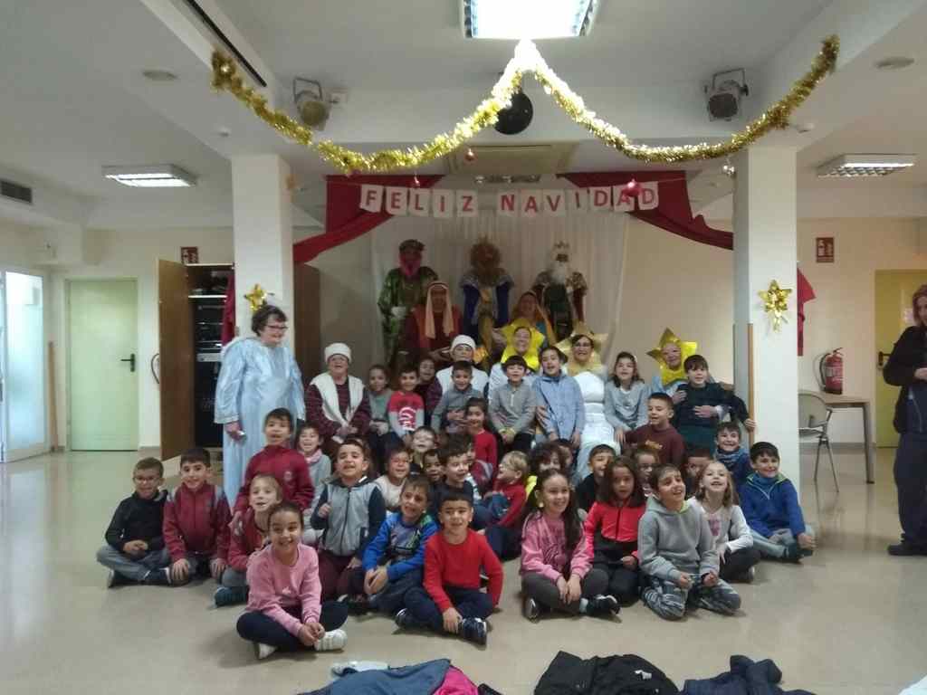 Los Reyes Magos visitan el Centro del Mayor de Ceuta