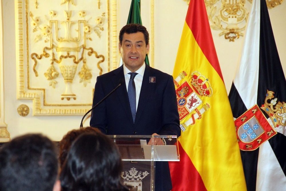 Juanma Moreno baraja cerrar Andalucía para el puente de noviembre