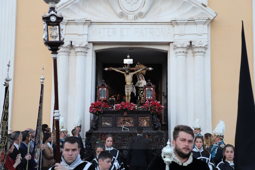 Vera Cruz traslada su sobriedad del Jueves Santo al Lunes Santo.