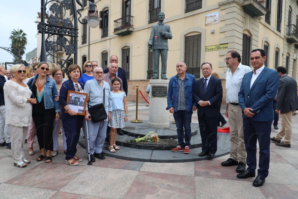 La Ciudad recuerda con una placa a los seis guardias municipales fusilados en el año 1938
