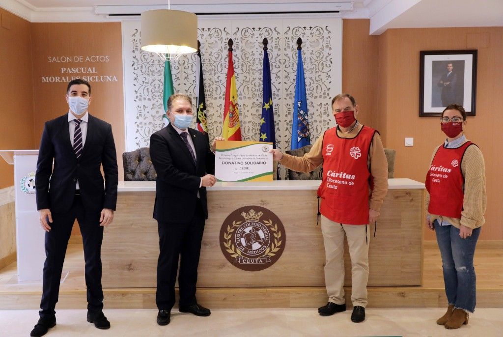El Colegio de Médicos dona el presupuesto de su cóctel de Navidad a Cáritas Diocesana de Ceuta