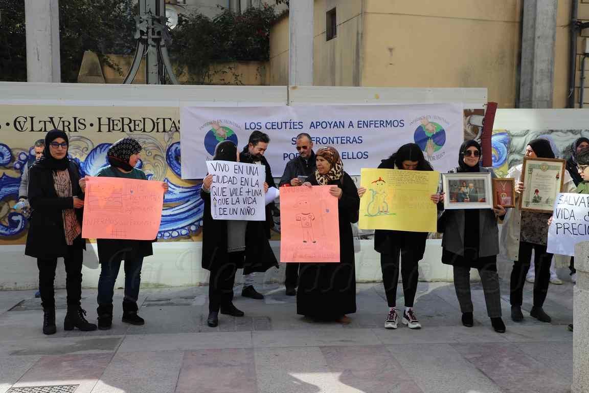 La oenegé Enfermos sin Fronteras protesta por la retirada de su subvención