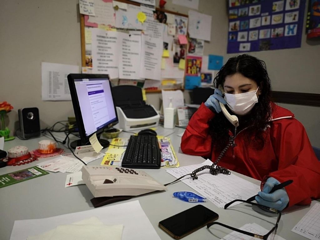 La Cruz Roja despliega dispositivos especiales de atención a personas sin hogar en 36 provincias