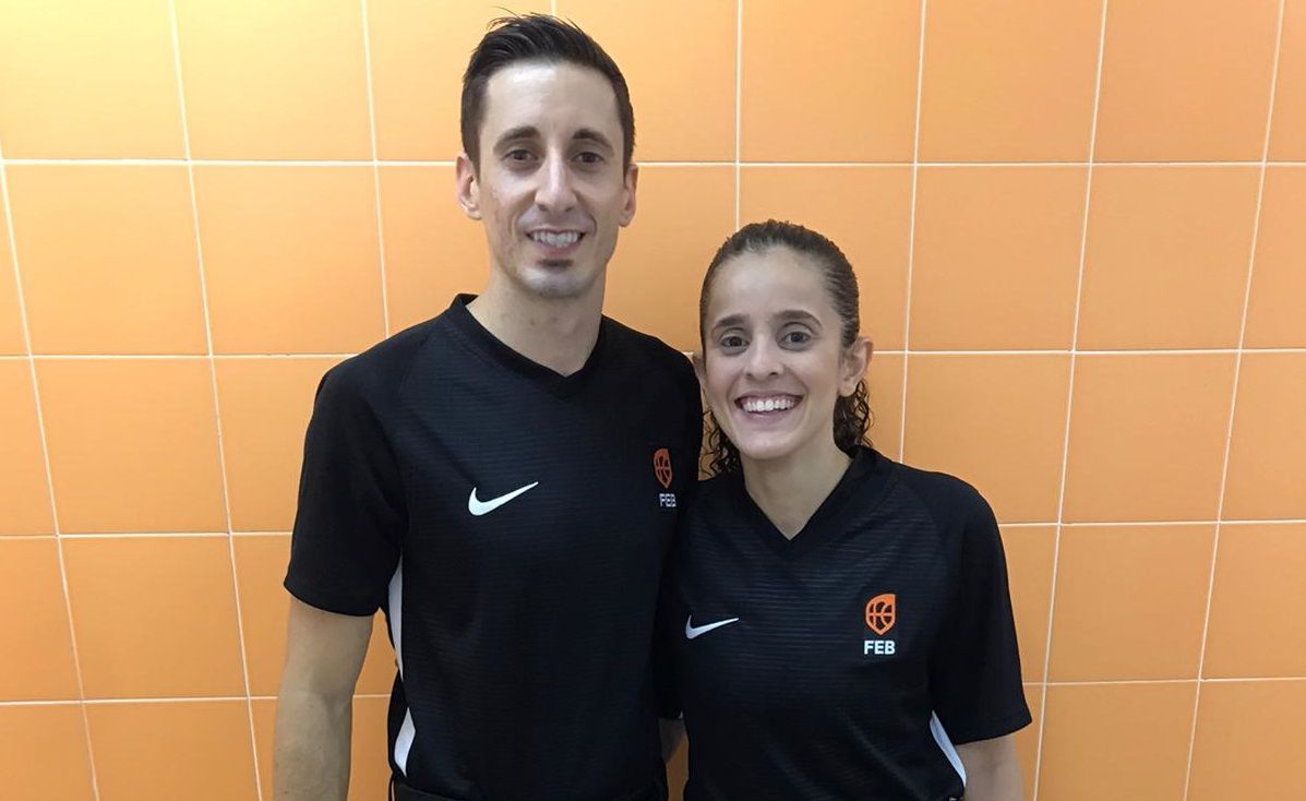 La colegiada ceutí Sucaina Ahmed debuta en la Liga EBA