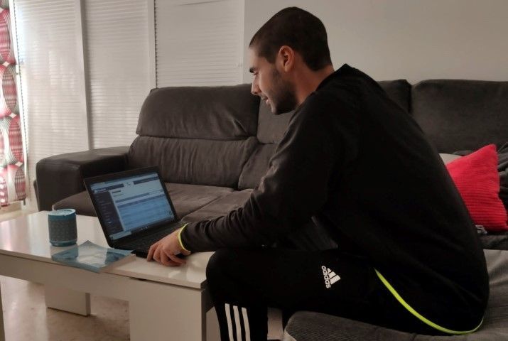Trabajo teórico y físico desde casa