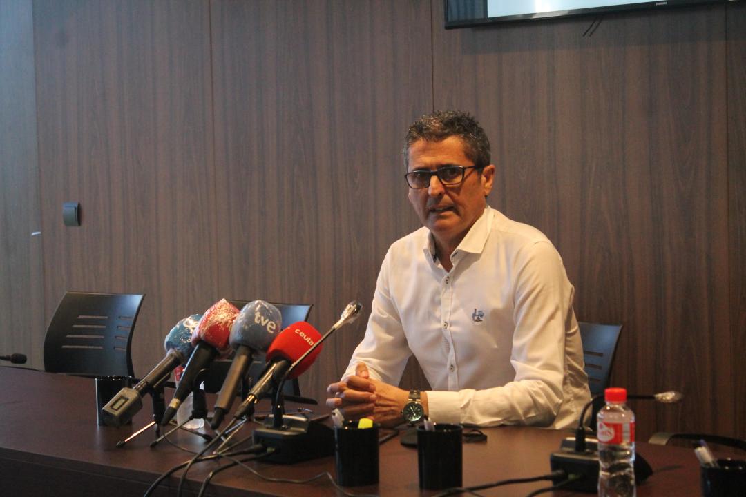 El presidente de la FFCE condena los insultos racistas al Sporting de Ceuta 