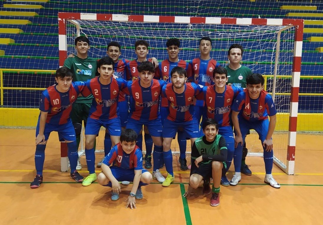 El Elite Cádiz sorprende al CD Puerto