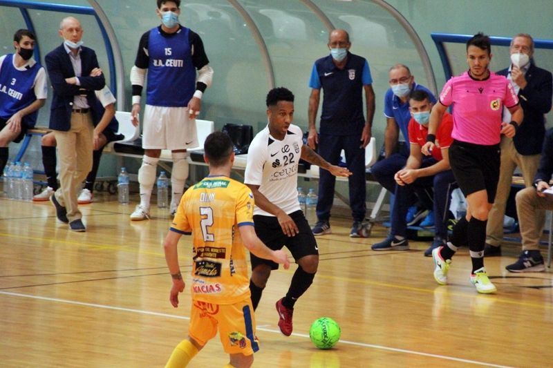 La UA Ceutí se estrena con victoria en el Guillermo Molina (4-2)