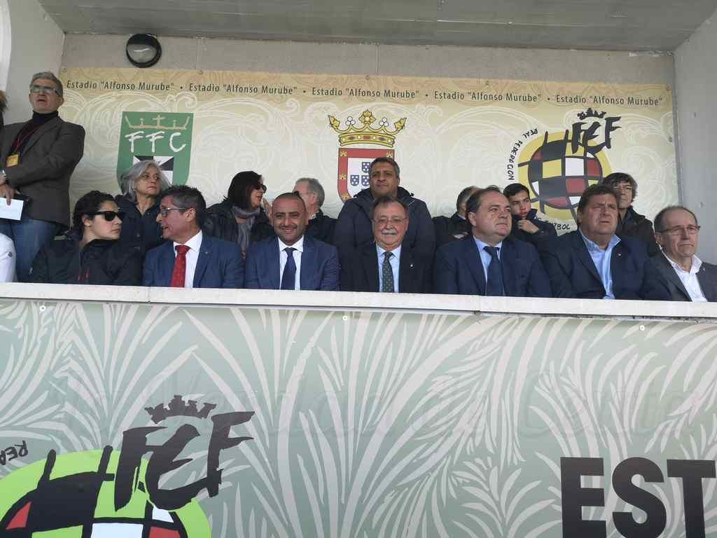 La AD Ceuta da un importante donativo a la Asociación de Esclerosis Múltiple