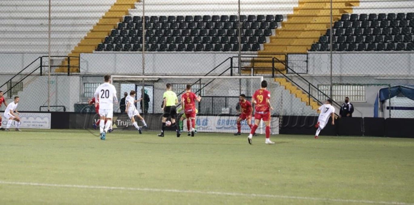La AD Ceuta vence al Atlético Antoniano con dominio absoluto (3-0)