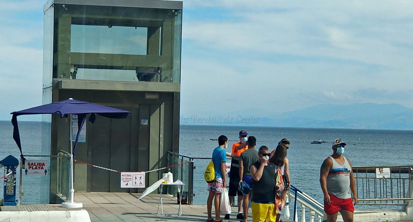 La Ciudad restringirá hoy el acceso a las playas desde las 20.00 horas para impedir celebraciones por la Noche de San Juan