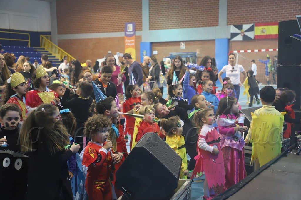Recomiendan el reciclaje para los disfraces de carnaval