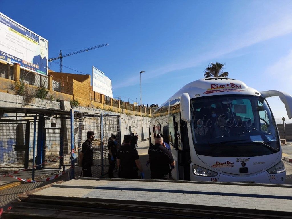 La Policía Nacional inicia la identificación de los marroquíes que serán repatriados hoy