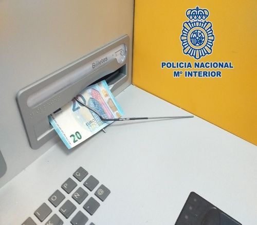 Las estafas en cajeros automáticos mediante la técnica Teller Hooking ya son una realidad en España
