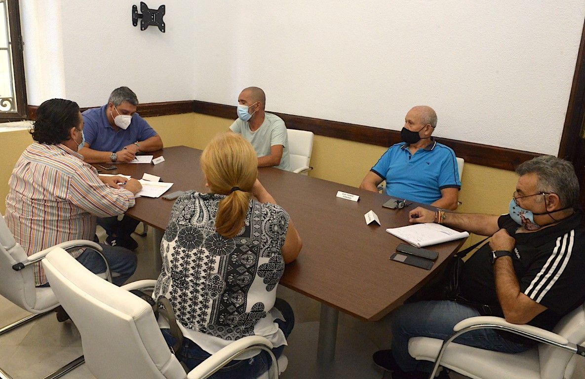 Yamal Dris continúa su ronda de reuniones con las asociaciones de vecinos