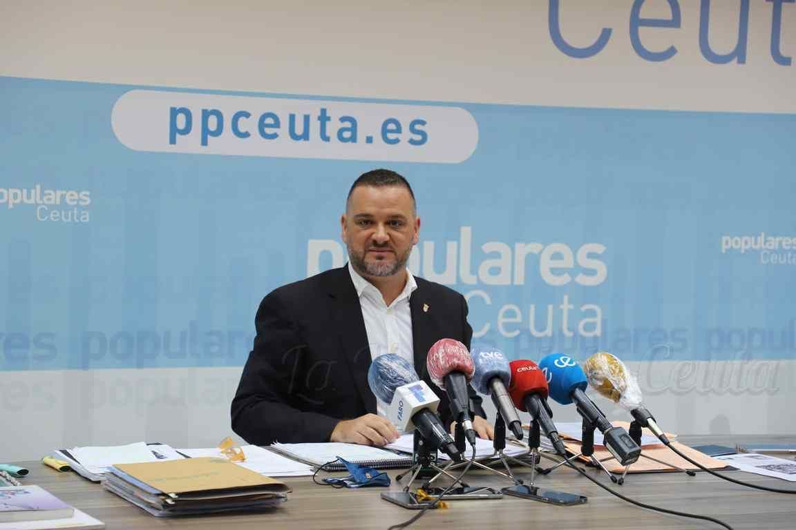Muñoz Arbona resta mérito al Ministerio de Educación, “los héroes son los docentes”