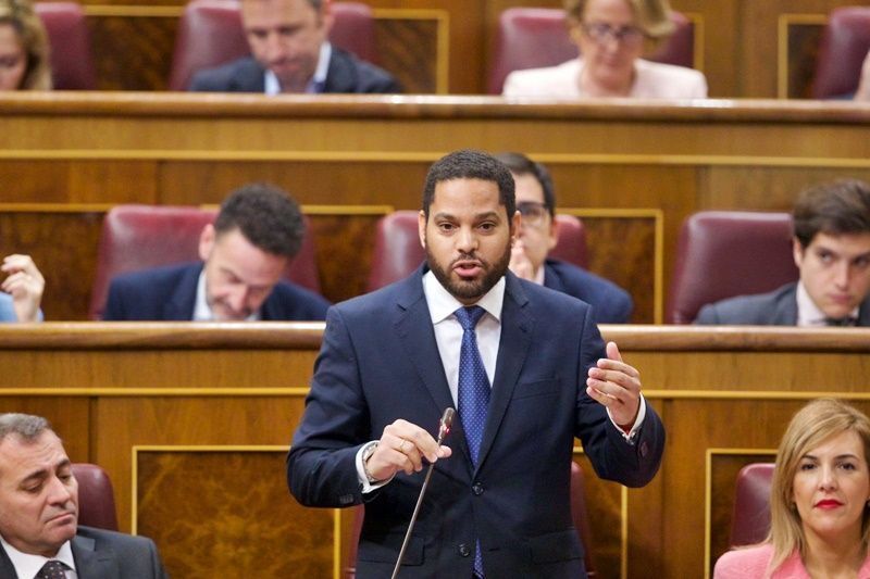 VOX pide que se rompan los acuerdos del PP con el PSOE