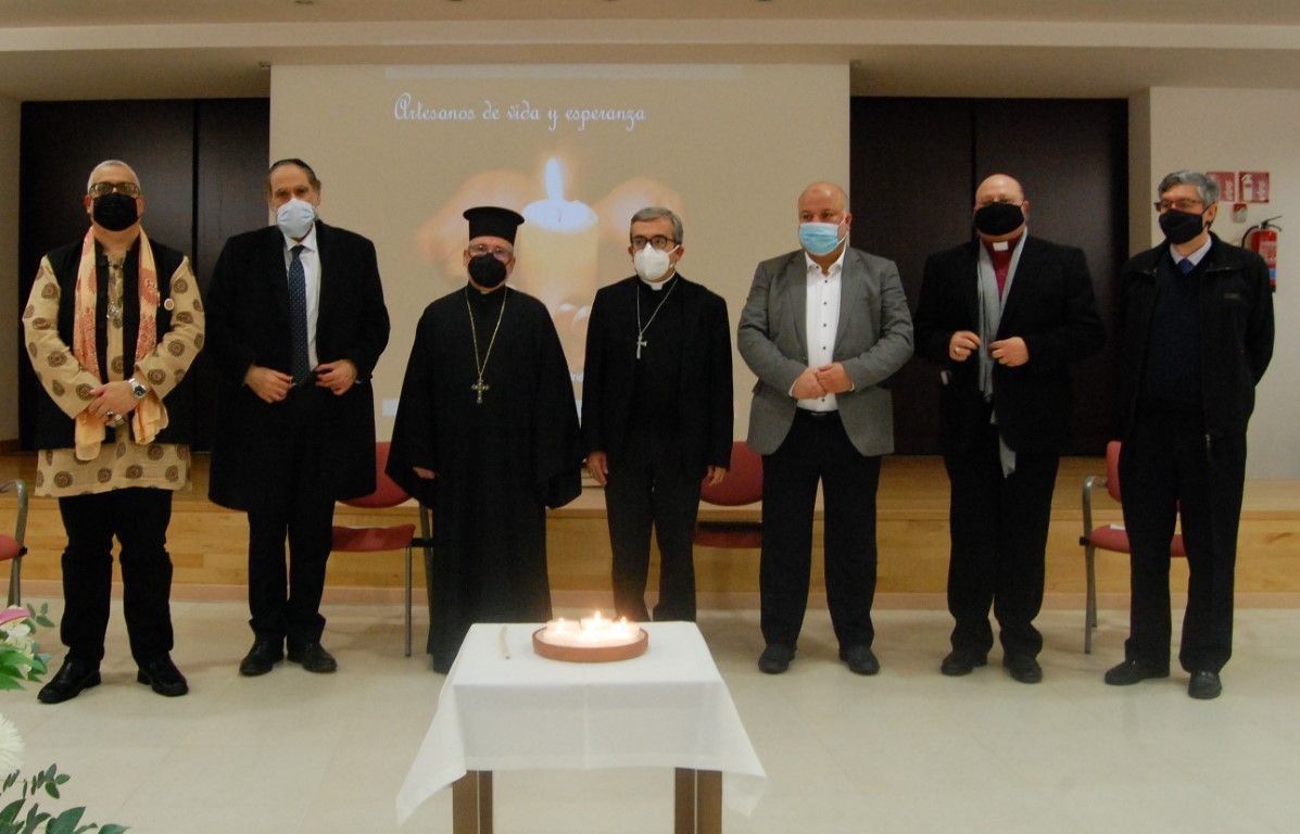 Foto de los lideres religiosos.