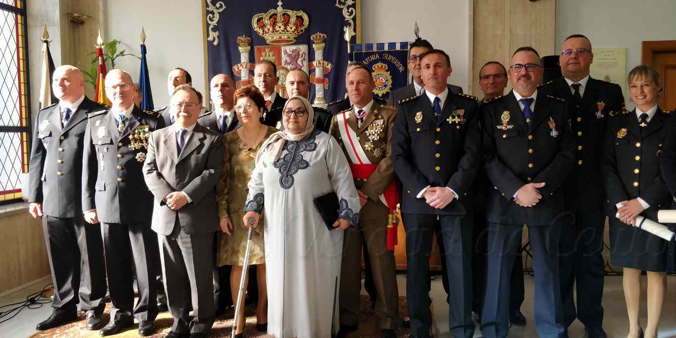 Mateos felicita a la Policía Nacional en su 196 aniversario