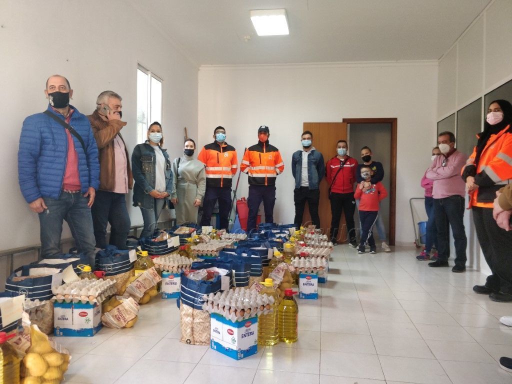 Los trabajadores de Amgevicesa muestran su solidaridad con los más necesitados